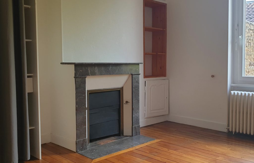 Chambre avec cheminée